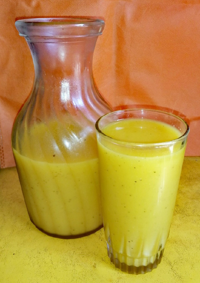 Una foto de Jugo de Mango y Maracuyá