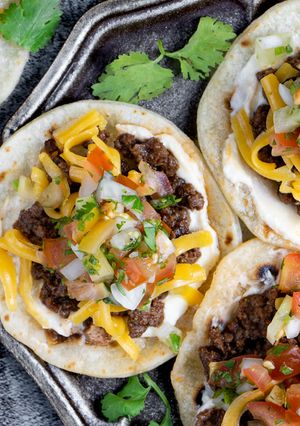 Hình của món Taco Bò Xay - Ground Beef Tacos.
