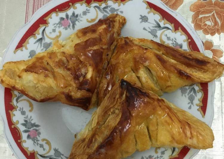 Beef & Cheese Croissant