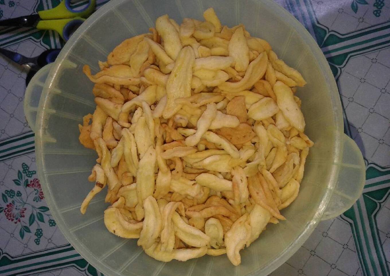 Kue bawang kal-tim kryspy