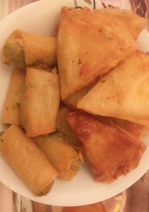 صورة لوصفة بوريك البطاطا وبوريك البيض والتونه