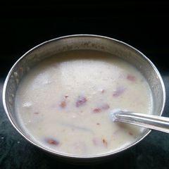 A picture of Rice kheer.