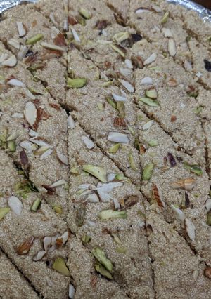 A picture of Suji ki katli.