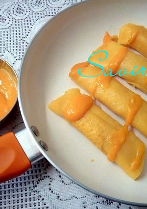 A picture of Stuffed Mango Roll.