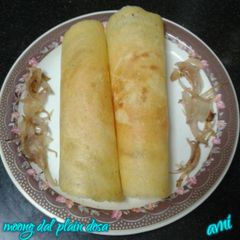 A picture of Moong dal plain dosa.