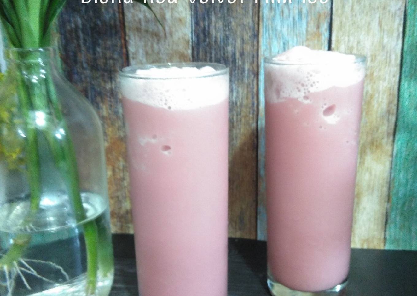 Blend Red Velvet Milk Ice