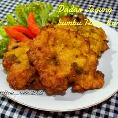 รูปของ Dadar Jagung bumbu temu kunci