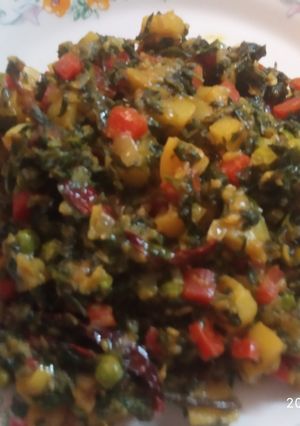 A picture of Mix veg methi sabzi.
