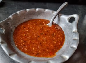 Una foto de Salsa de tomate y chiles secos