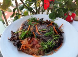 Hình của món Cá song (mú) hấp xì dầu miến (bún tàu).