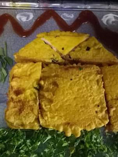 A picture of Bread pakora.