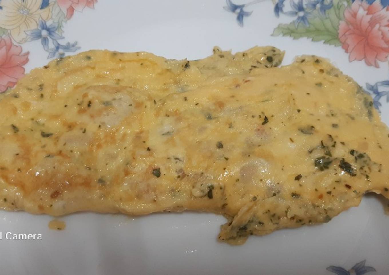 Tortilla de gambas al ajillo