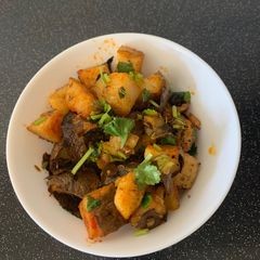 A picture of Curried Jacket Potato.