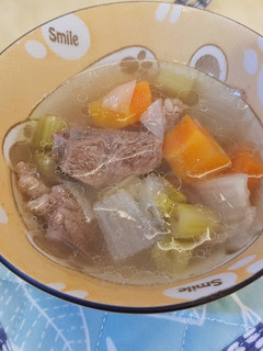 清燉牛肉湯-竹北體驗館萬用鍋 的食譜成品照片