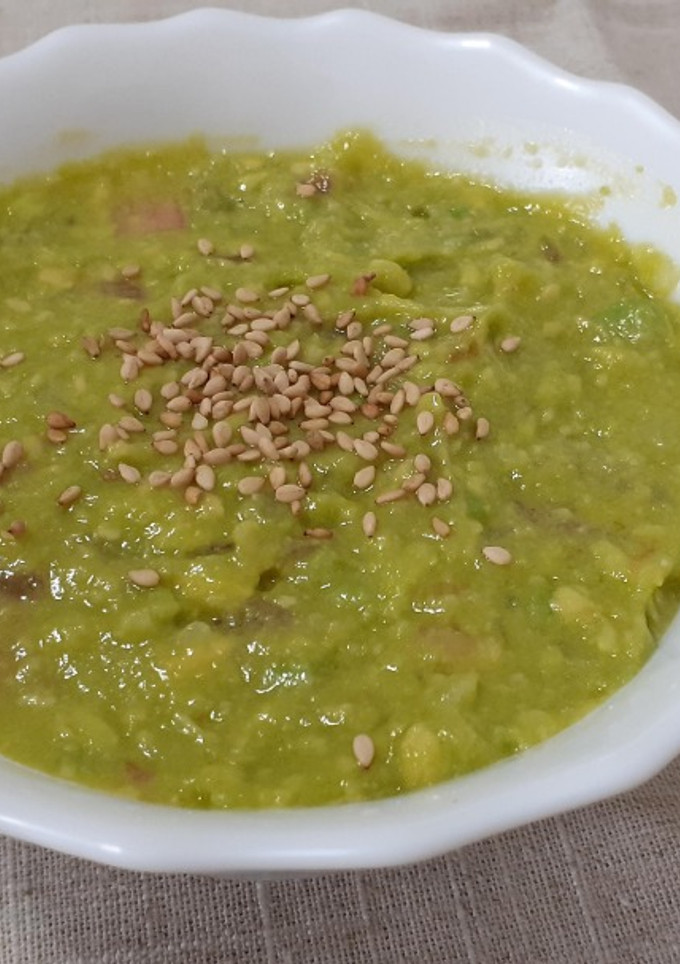 Una foto de Guacamole casero