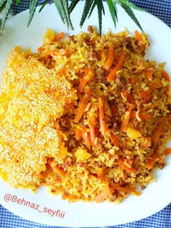 عکسی از دستور هویج پلو🥕 با گوشت چرخکرده