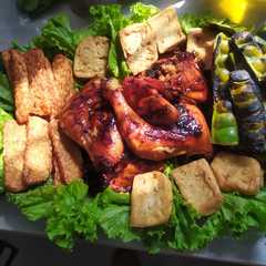 A picture of Ayam bakar madu teflon🍯.
