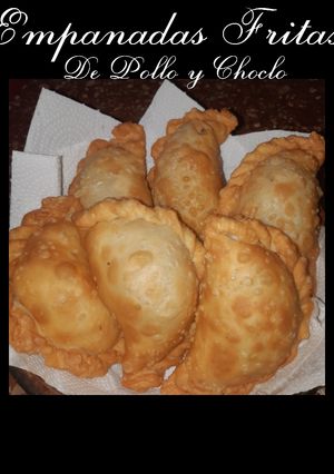 Una foto de Empanadas Fritas De Pollo y Choclo 🥟