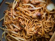 A picture of bean sprouts chinese