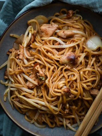Easy Steps to Prepare Teriyaki Chicken Chow Mein the Awesome  So Delicious