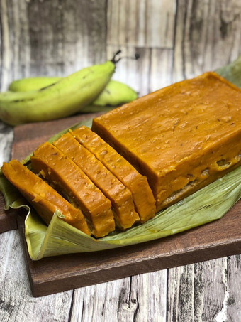 Bagaimana Menyiapkan Nagasari Labu Kuning Kekinian