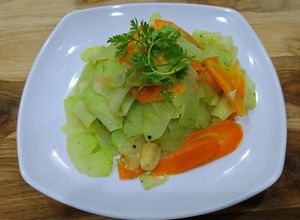 Hình của món Susu cà rốt xào tỏi.