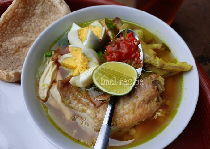 Soto Ayam kuning