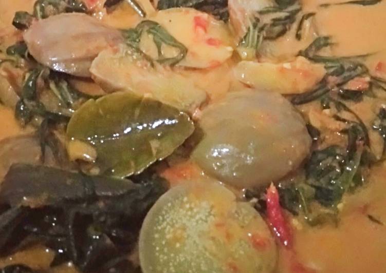 Gulai Daun Ubi, Jengkol, dan Teri