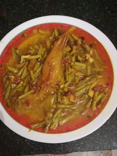 Una foto de Sopas de espárragos trigeros con rape