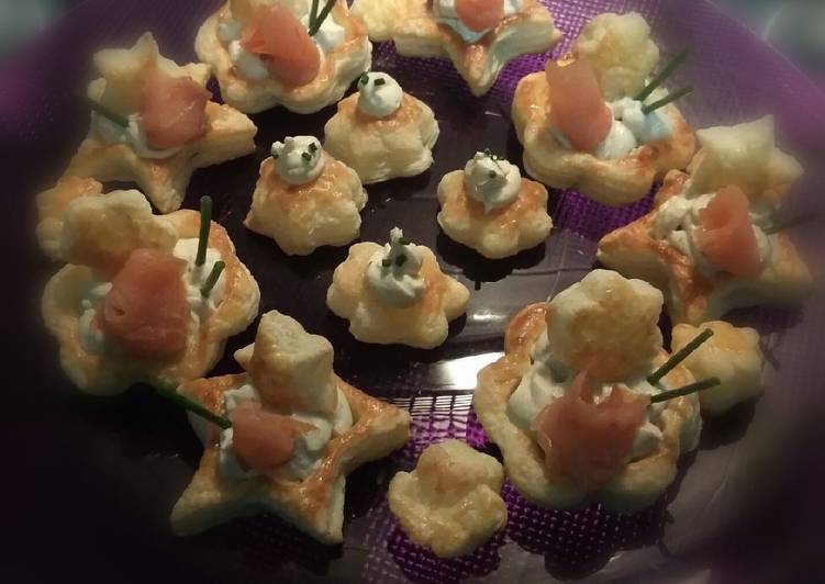 Vol au vent al salmone ed erba cipollina