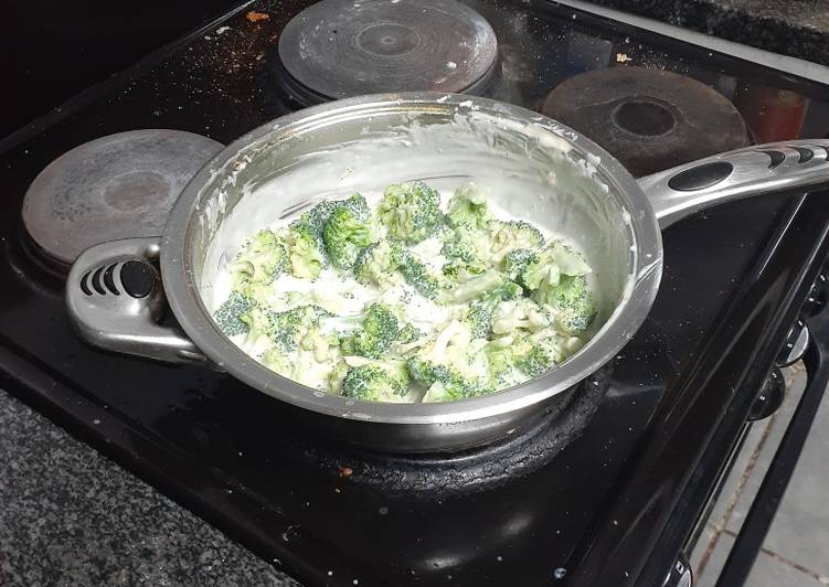 How to Prepare Super Quick Homemade Creamy broccoli