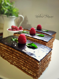 A picture of Spartack Russian Cake.