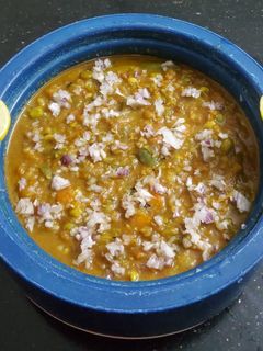 பாஜி (பாவ்) (Bhaji recipe in tamil) செய்முறை முக்கிய புகைப்படம்