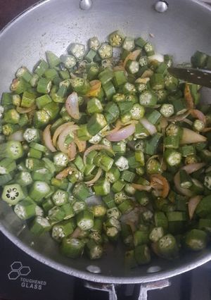 A picture of Masale dar bhindi.