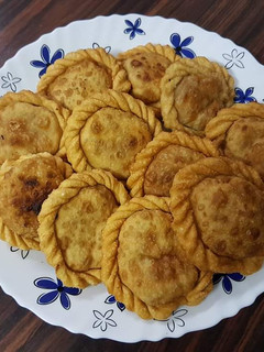 ஈராச்சி பாதிரி (Erachi pathiri Recipe in Tamil) செய்முறை முக்கிய புகைப்படம்