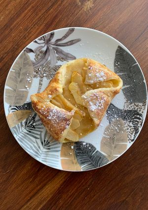 Une photo de Feuilletées aux pommes express