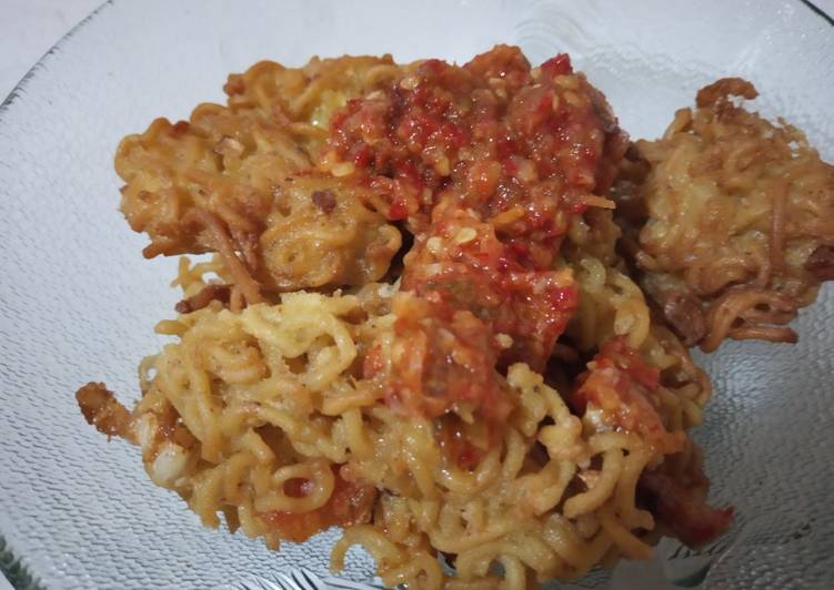 Mie telor dadakan