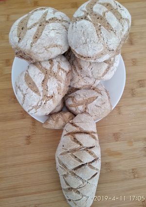 Una foto de Pan integral al horno