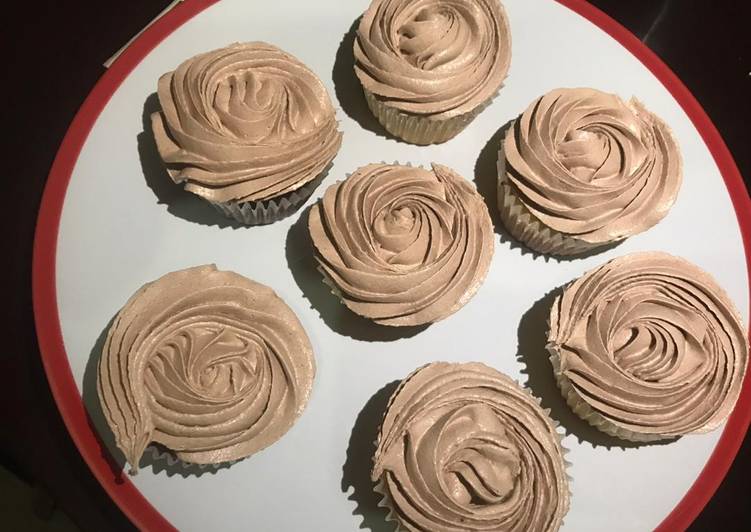 Recipe of Quick Chocolaty whipped cream frosting