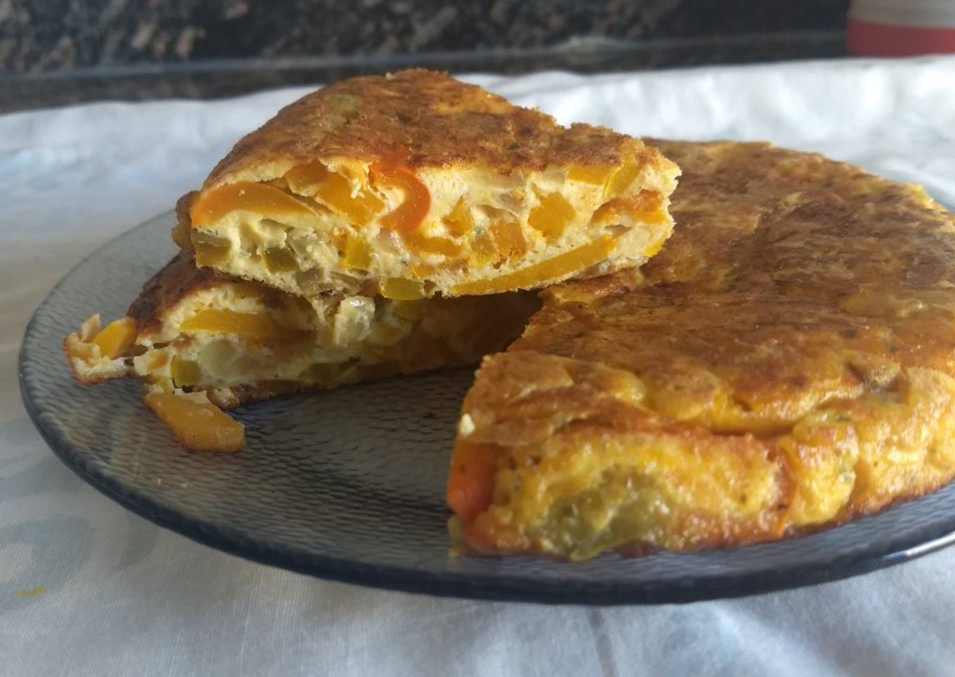 Tortilla de zapallo, cebolla y ají