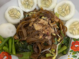 Kwetiau Goreng Telur Bakso