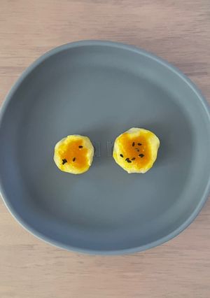 寶寶蛋黃酥 的食譜成品照片