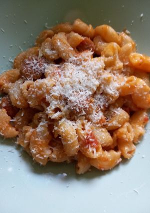 O poză a rețetei Paste cu sos de roșii și parmezan!.