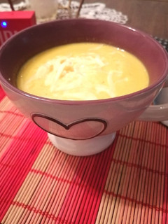 Una foto de Sopa cremosa de calabaza y verdeo