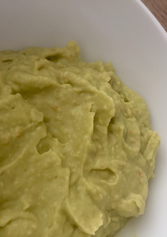 Una foto de Guacamole fácil y rápido 