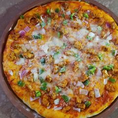 A picture of Homemade Tikka Pizza🍕.
