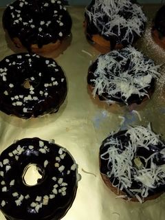 Gambar Donut topping coklat