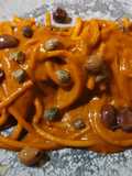 Spaghetti Quadrati con Crema di Pomodori Ciliegino e Aglio Nero con Capperi e Olive Taggiasche