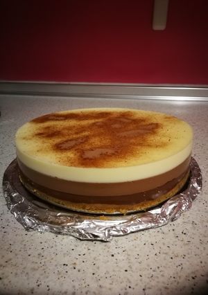 Una foto de Tarta 3 chocolates