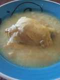 Consome de pollo